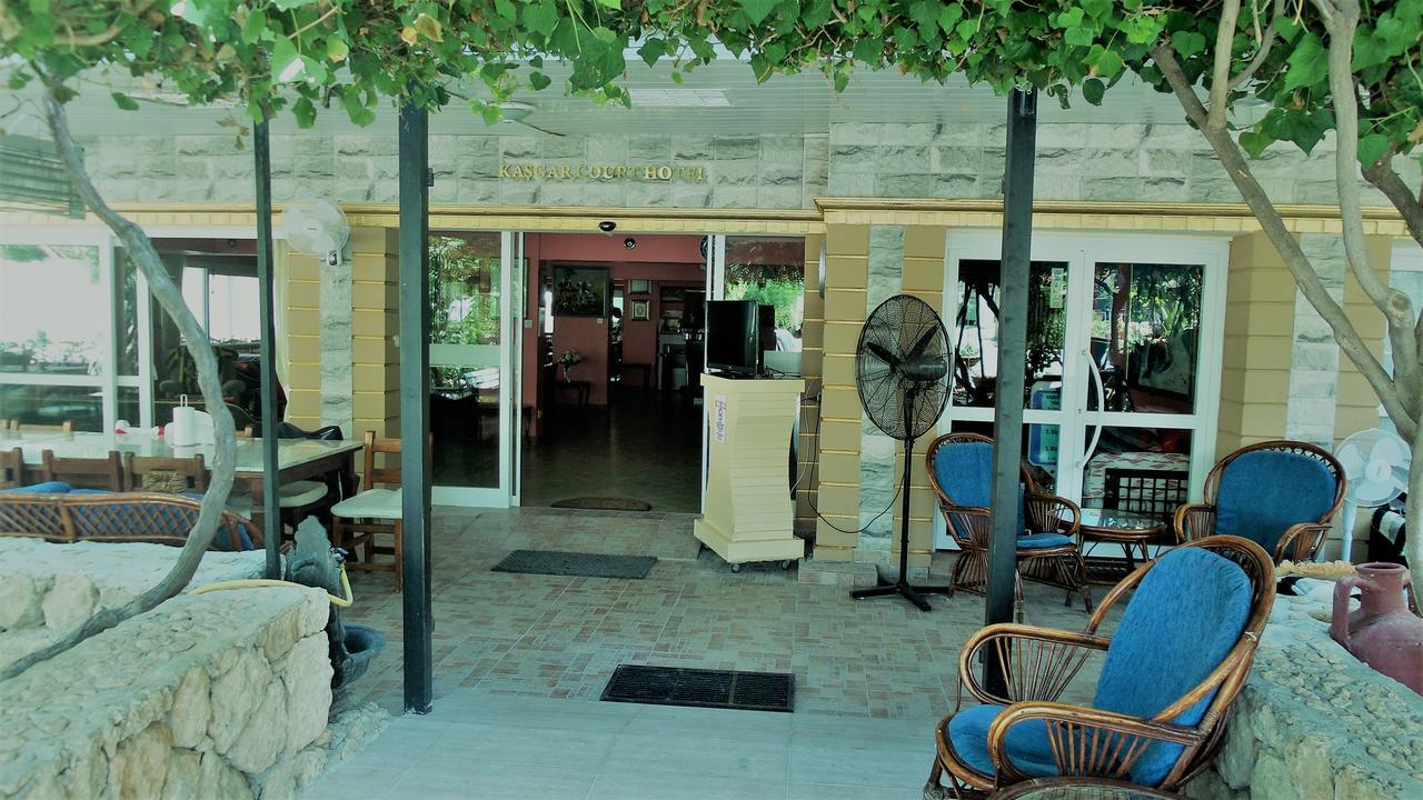Kasgar Court Hotel Agia Varvara Экстерьер фото